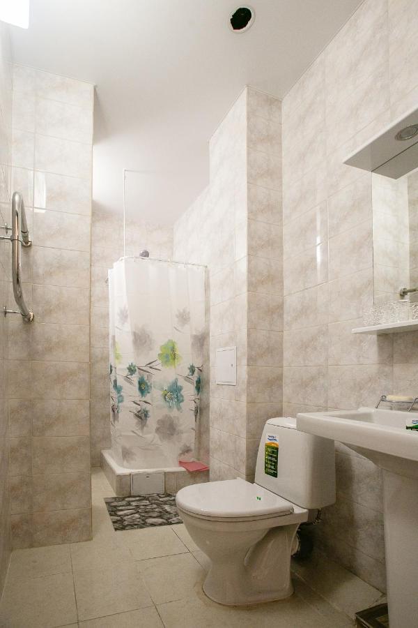 Гостиница "Курорт" Pizunda Exterior foto